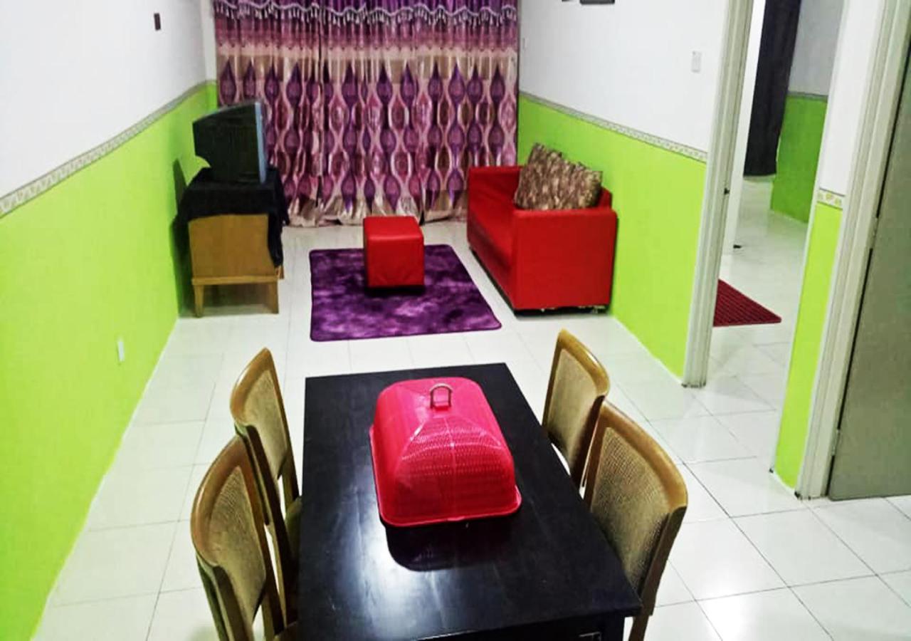 Mikayla Homestay *